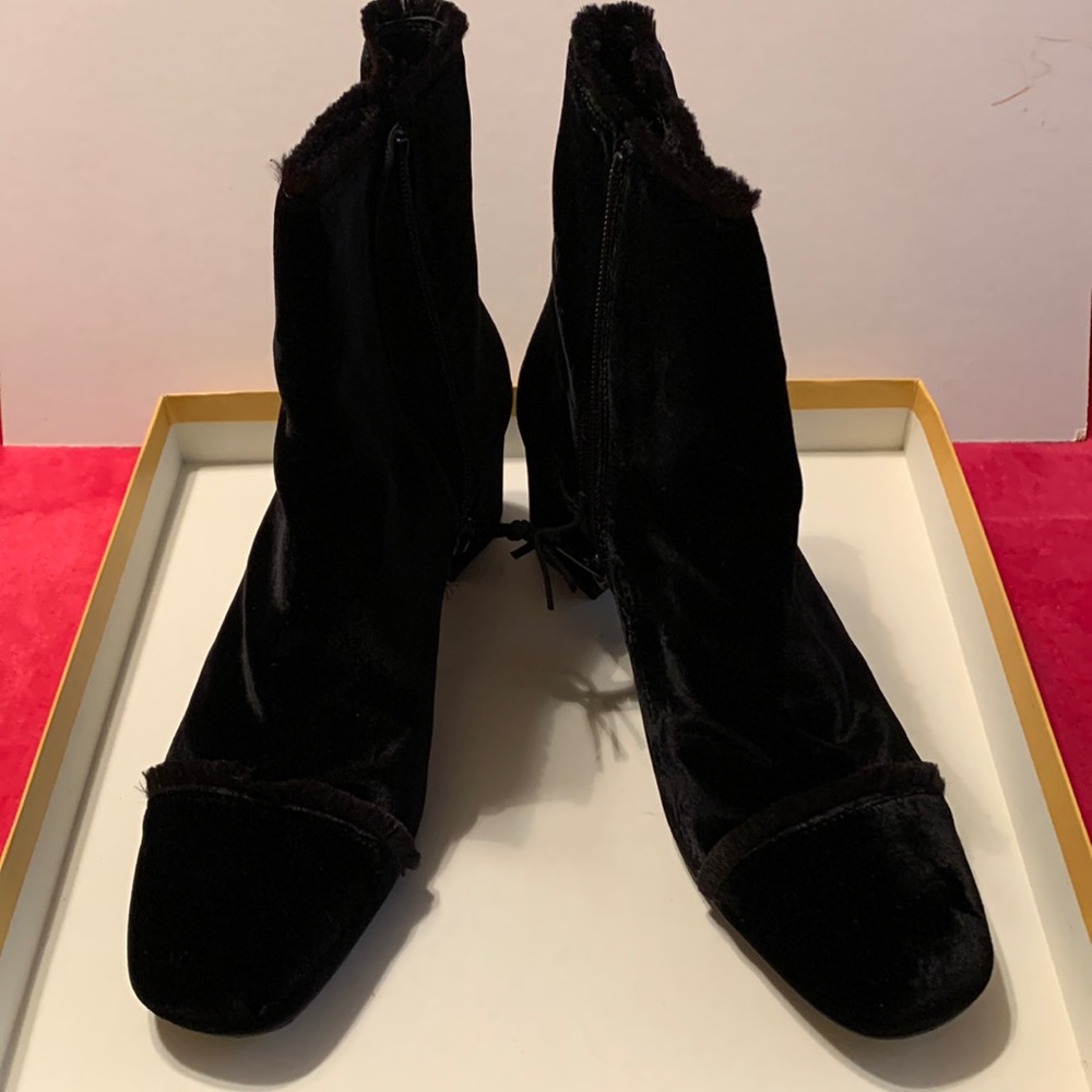 Stuart Weitzman black velvet boot